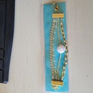 Victoria Emerson Braclet NIB